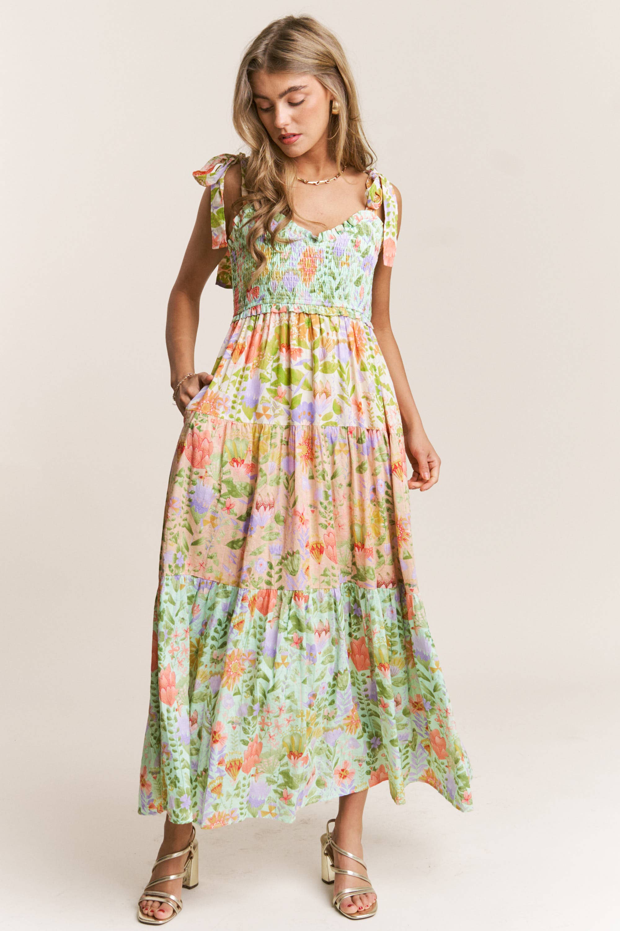 DRESSES