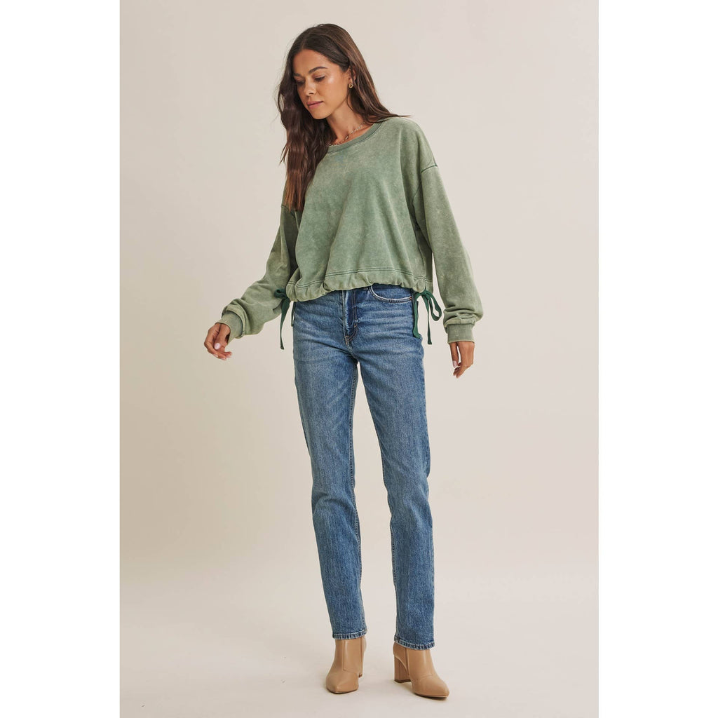 SOFT FADED MINERAL-WASHED SWEATSHIRT WITH CINCHED WAIST