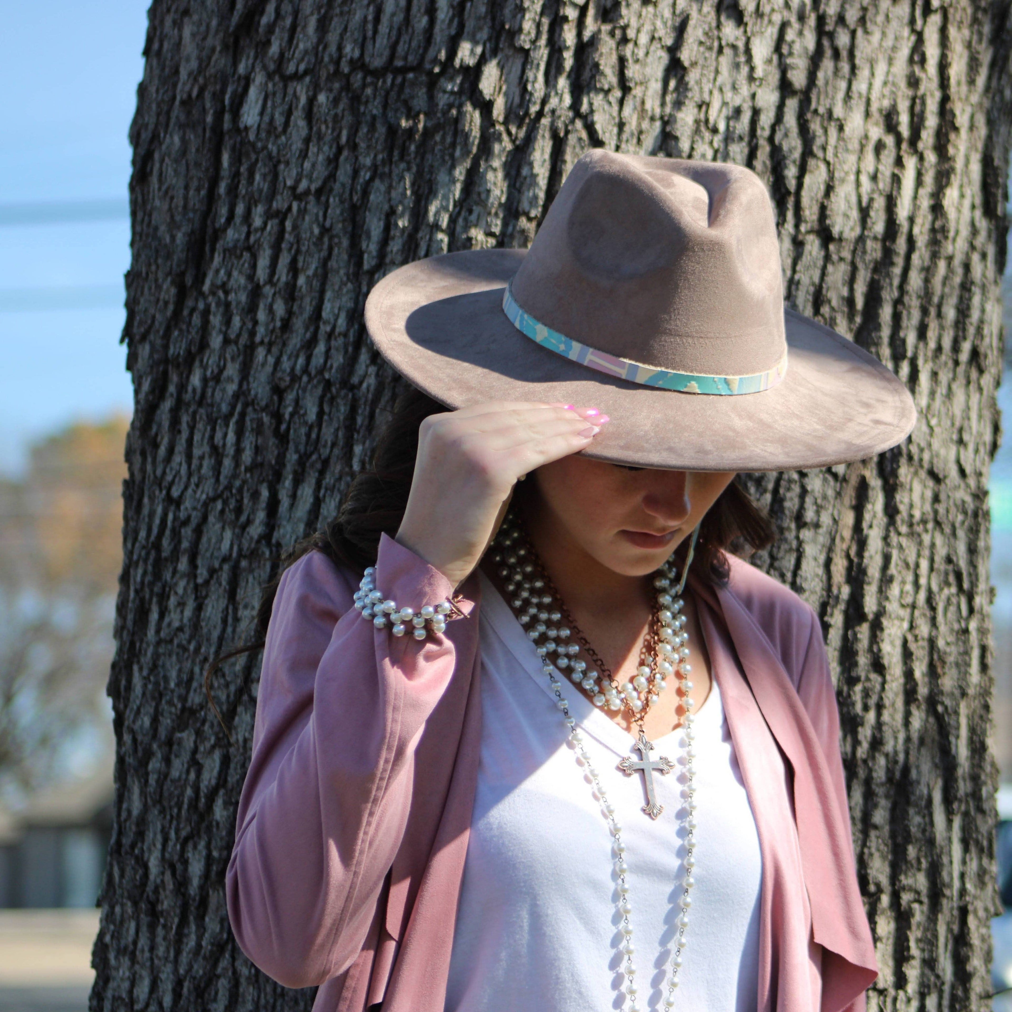 Pearl and Copper Beaded Collar Necklace with Copper Cross