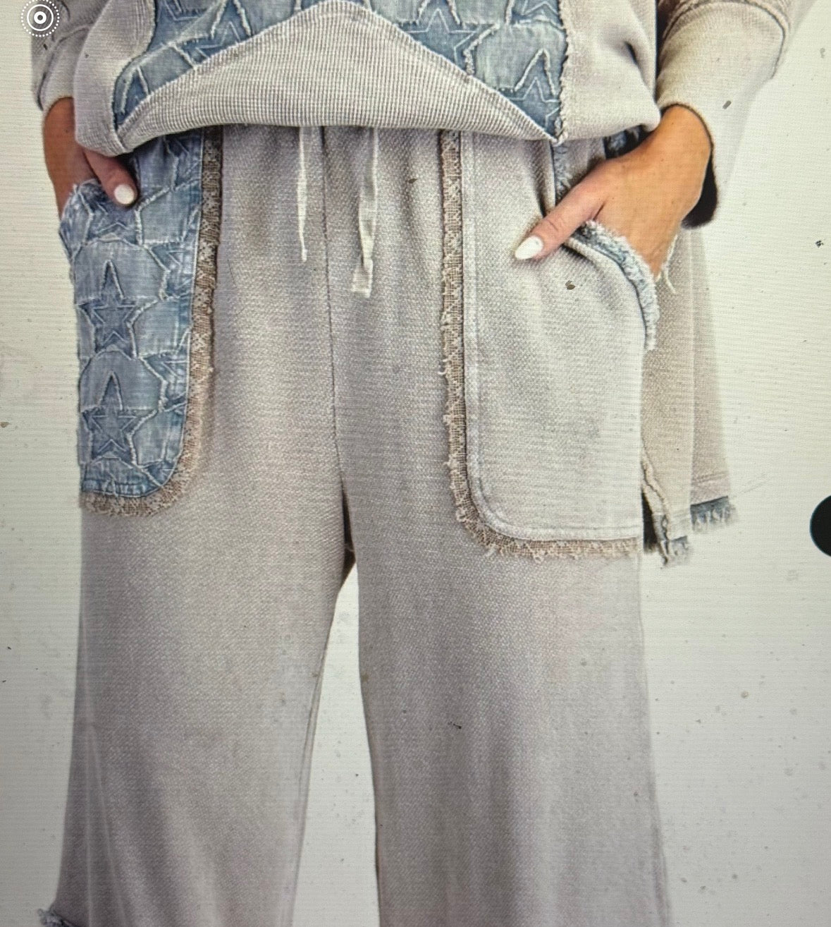 Grey Star SET BY EASEL